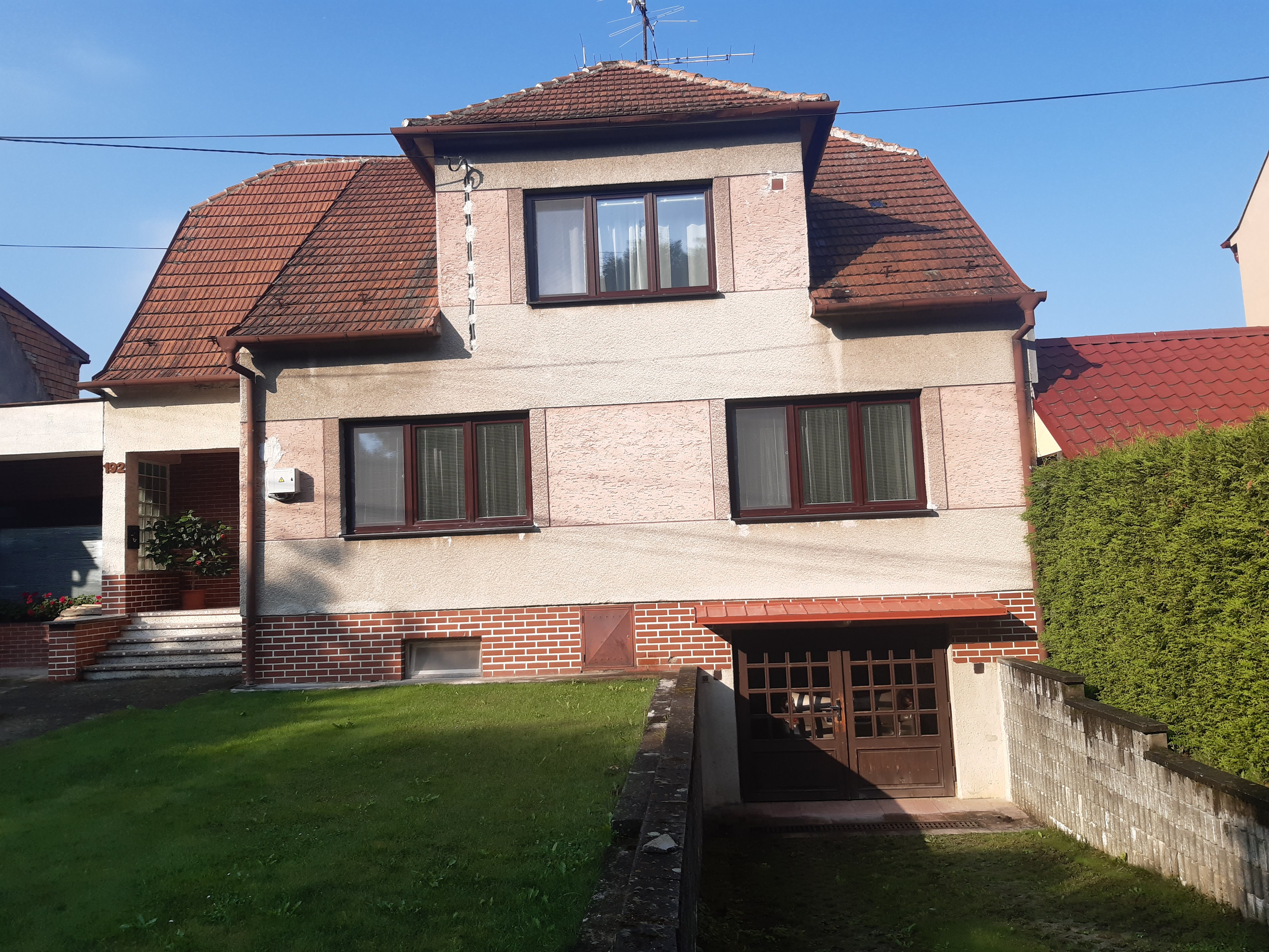 Rekonstrukce rodinného domu ve Velké nad Veličkou - stav před realizací